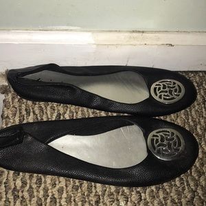 black flats